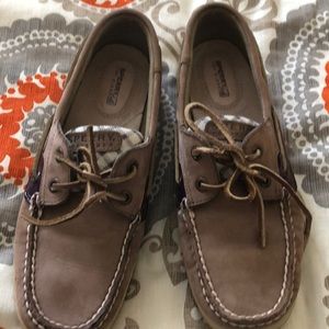Sperry boat shoes